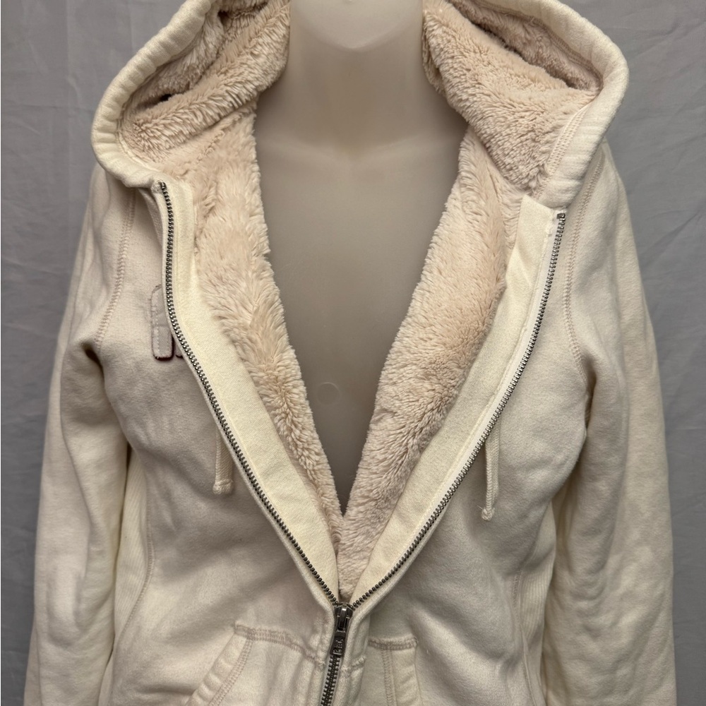 Hollister Y2K Vintage Fur Lined Hoodie-Cream - Picture 2 of 7